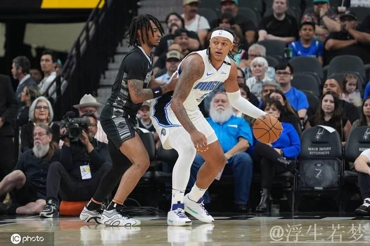 魔术客场击败马刺 令对手遭遇五连败 魔术客场击败马刺 令对手遭遇五连败